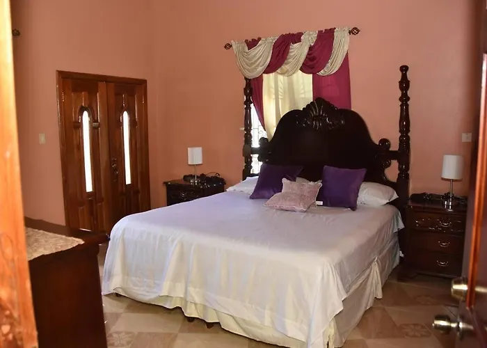Lw * Montego Bay